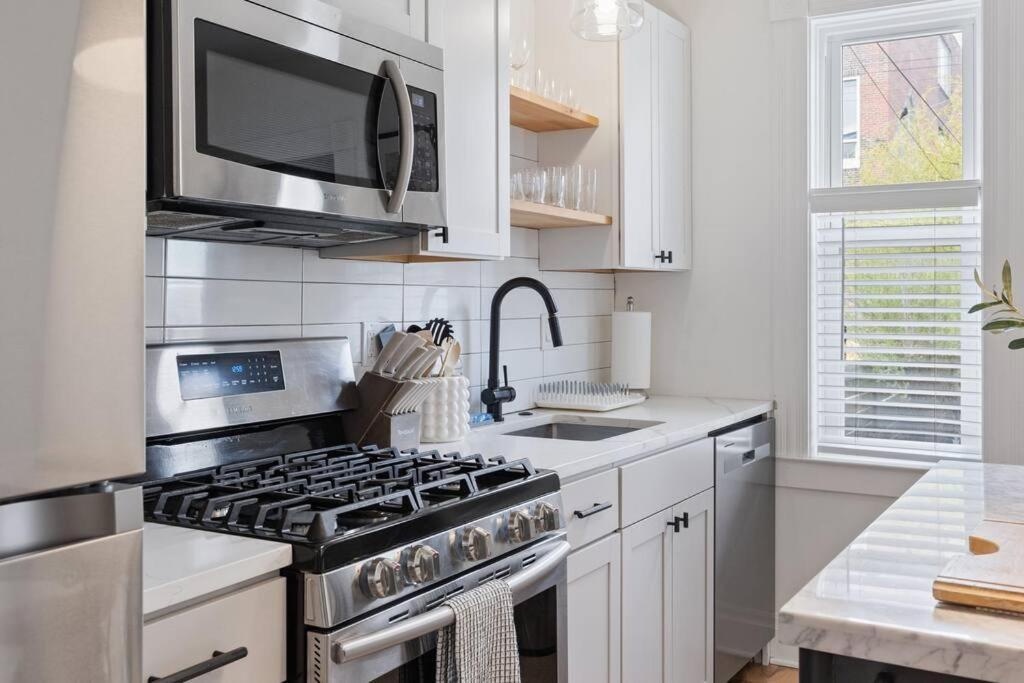 4 Min Drive To Ppg Prime Location Cozy Fire Pit Hébergement de vacances Pittsburgh